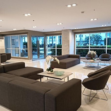 The Finest Sea Residences Condo Manila Bilik gambar